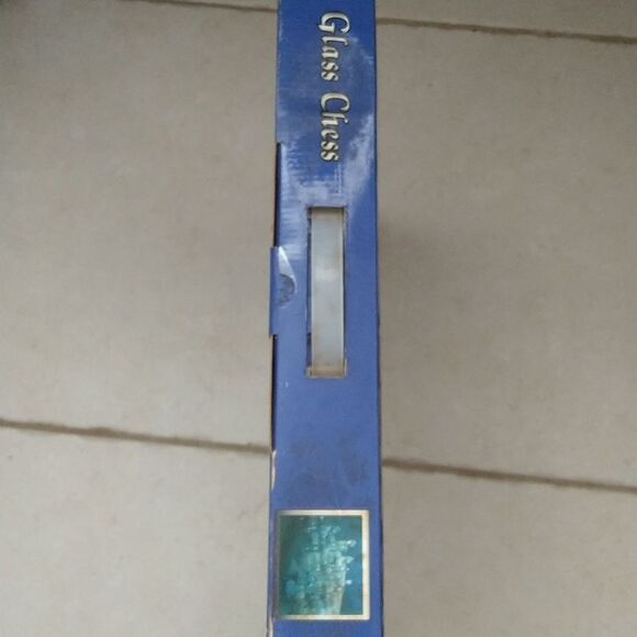 Glass Chess Set - Picture 6 of 8